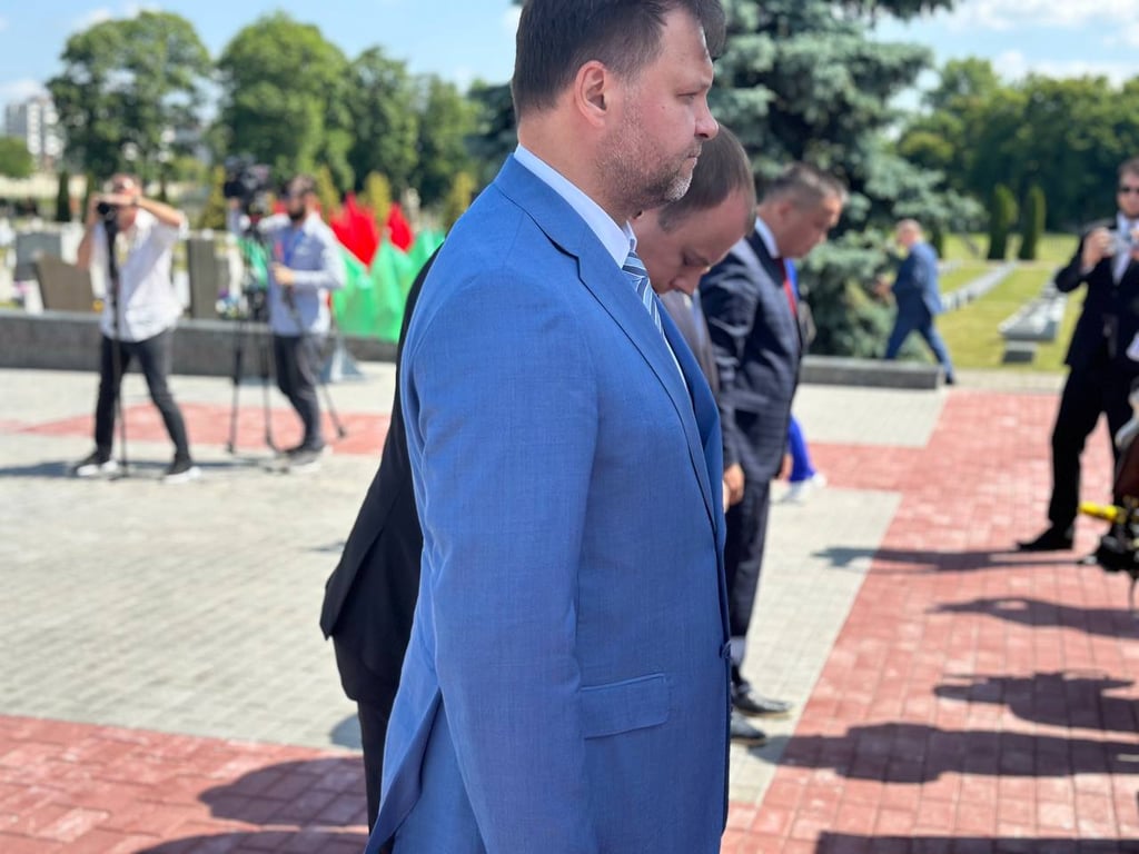 В Бресте состоялось открытие двух информационных досок на Аллее Памяти на Гарнизонном кладбище