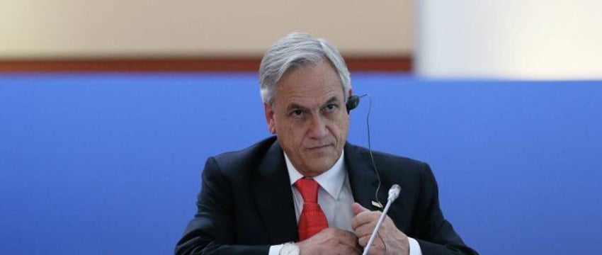 Не смог расстегнуть ремень: экс-президент Чили погиб в авиакатастрофе