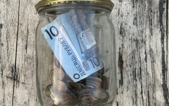 Появилась вакансия с зарплатой в 10 000 рублей. Кому готовы столько платить?