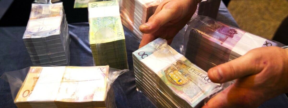 Зарплата — 15 тысяч рублей. Белорусам предложили вакансию без высшего образования. Кого ищут?