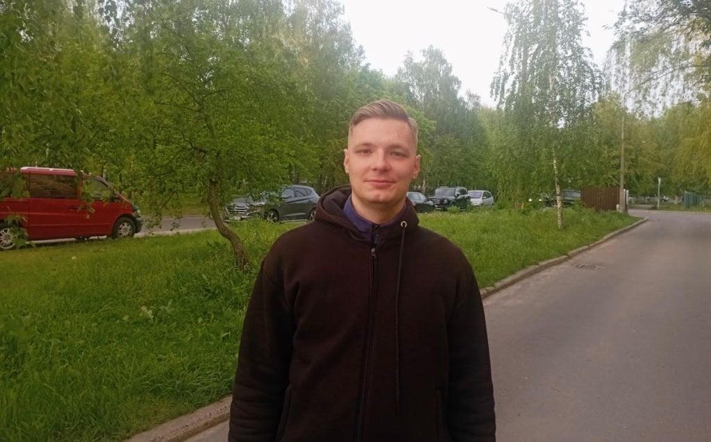 Пололи морковку и клеили гербарии – белорусы вспомнили о первых заработанных деньгах