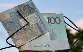 В Беларуси зарплату педагогов в 2025 году уравняют со средней по стране