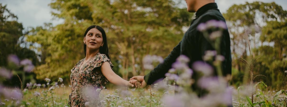 МТС познакомит людей старшего возраста с нейросетями. Открыт набор в обновленную онлайн-школу цифровой грамотности #НаучиСвоихБлизких