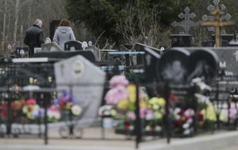 От 116 до 230 рублей. На спецкомбинате озвучили цены на платную уборку могил в Минске — Полезно