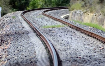 Латушко предлагает польским властям закрыть жд-переходы на границе с Беларусью