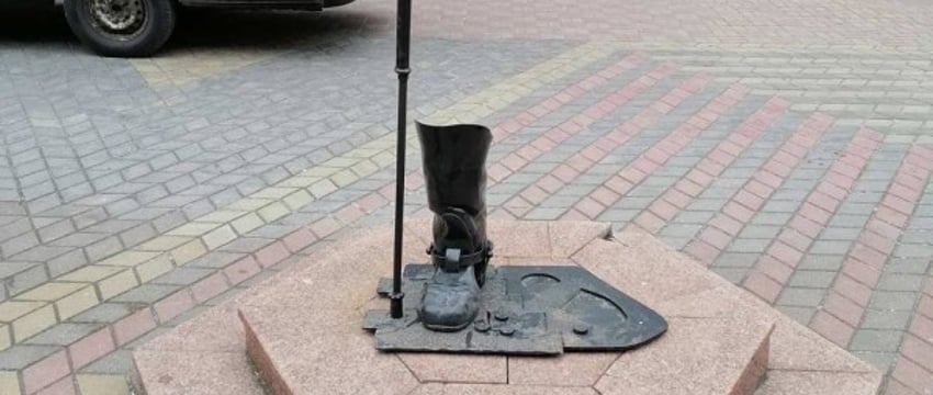 Брестчане вновь могут примерить «счастливый сапог»