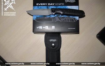 «Забыл» тысячу товаров — через границу пытались провести контрабанду