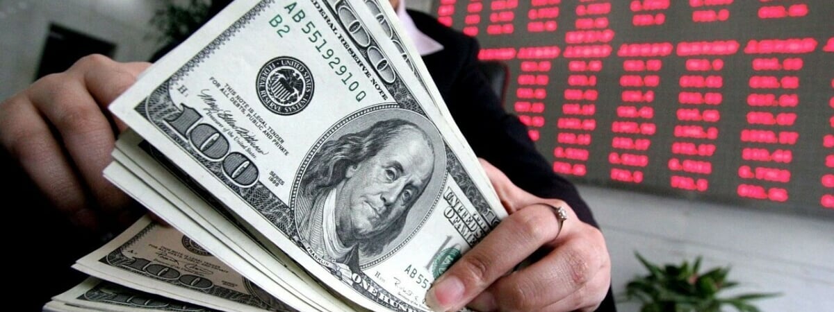 Сколько будет стоить доллар осенью-2024? Экономисты назвали три ключевых фактора роста курса