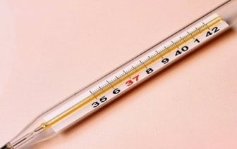 Действия при разбитом ртутном градуснике: советы МЧС