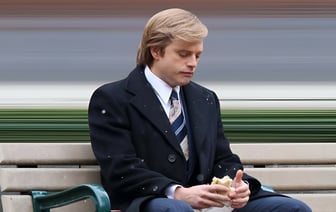 «Очеловечивает» — Байопик про Трампа провалился в прокате. Критики не согласны? — Видео