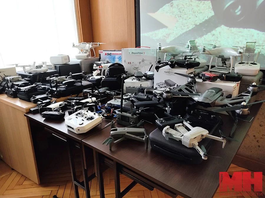 Белорусы передают в дар личные беспилотники. Куда и на какие цели они поступают