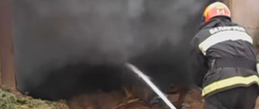 В Брестском районе горел сеносклад