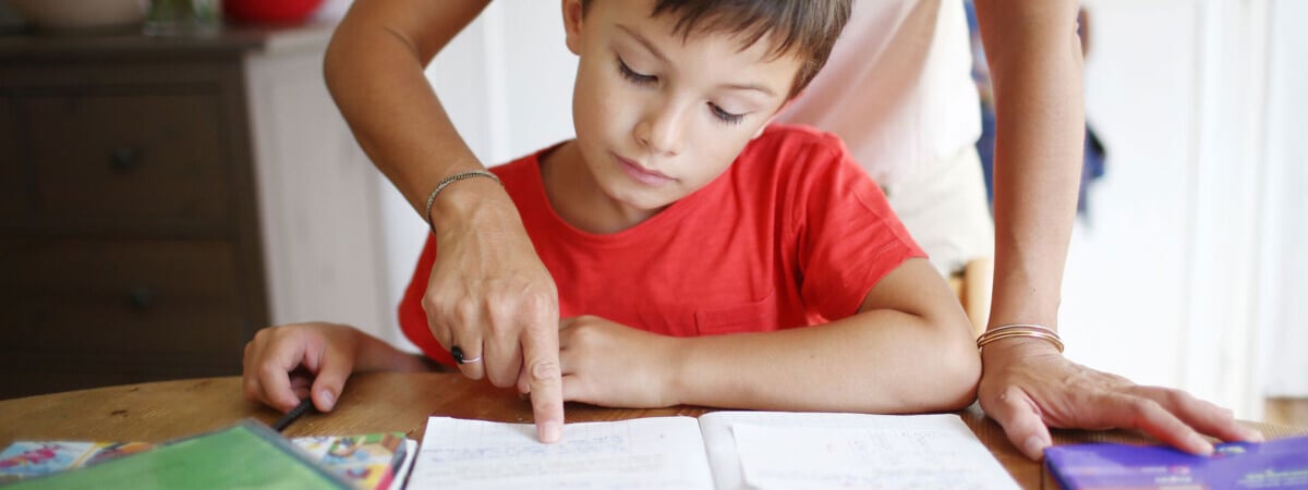 Как научить ребенка делать «домашку» самостоятельно? Психолог пояснила, когда нужны таймеры на 20 минут — Полезно