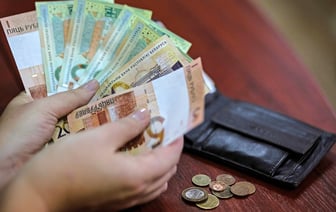 Ещё один банк Беларуси поднял ставки по депозитам в рублях. А где упали по вкладам в долларах?