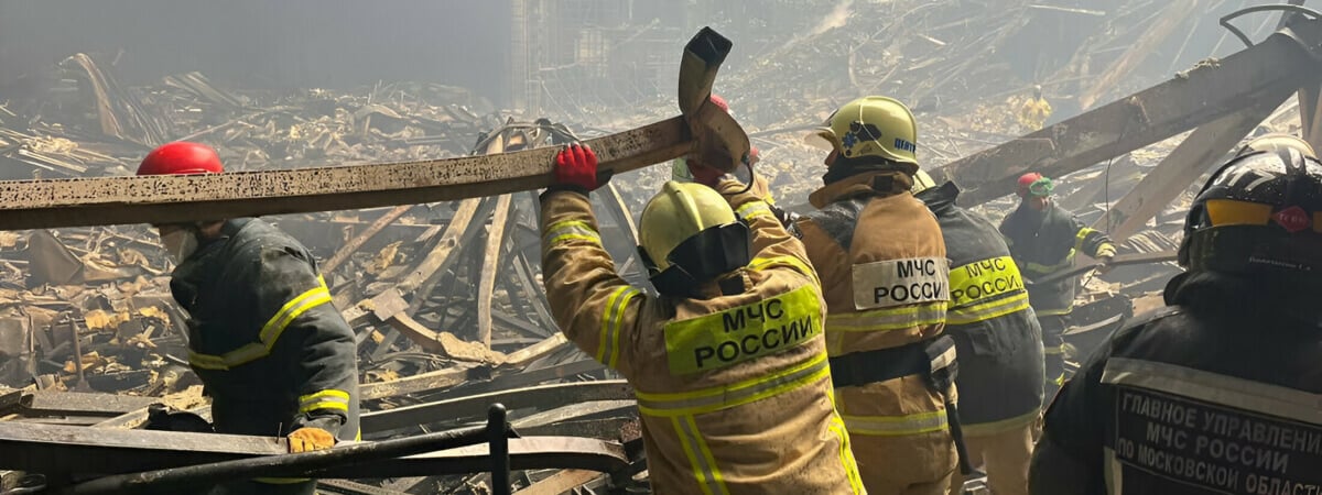 «Прогнозов врачи не дают» — Отец пострадавшего в теракте белоруса рассказал о состоянии сына — Фото