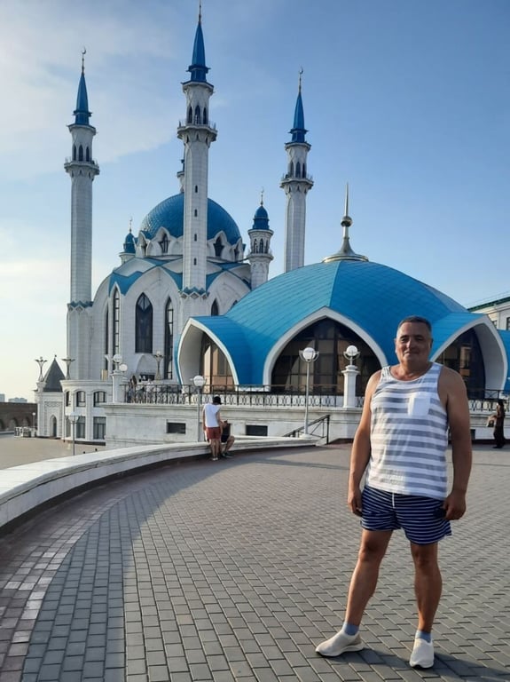 Решил — и поехал! Белорус на седьмом десятке сел за руль и отправился в Казань