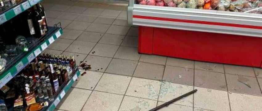 В Барановичским районе неизвестный мужчина зашел с ружьем в магазин и попытался его ограбить