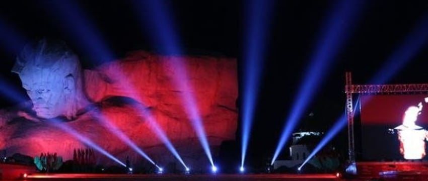 Митинг-реквием «Памяти павших - будьте достойны!» проходит в эти минуты в мемориальном комплексе «Брестская крепость-герой»