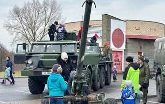 Выставка военной техники в Бресте