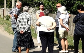 Фуры мешают жильцам маленькой улицы Сосновая в Бресте