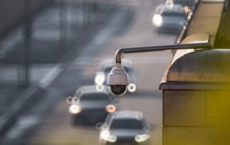 Техгиганты США планируют инвестировать в ИИ более $300 млрд в 2025 году