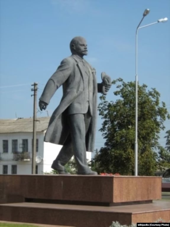 Lenin3