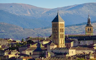 ЕС готов к более жесткой позиции по миграции, но Трампа копировать не будет