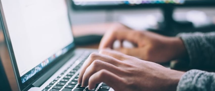 Более 300 миллионов детей в год сталкиваются с сексуальным насилием в интернете: исследование