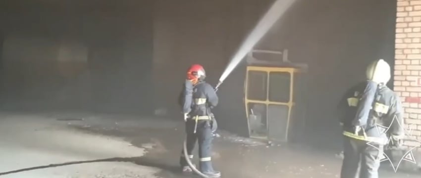 Покрышки загорелись в цеху завода «Мотовело» в Минске