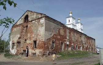 В Беларуси за базовую продают несколько древних усадеб. Смотрите, что за они