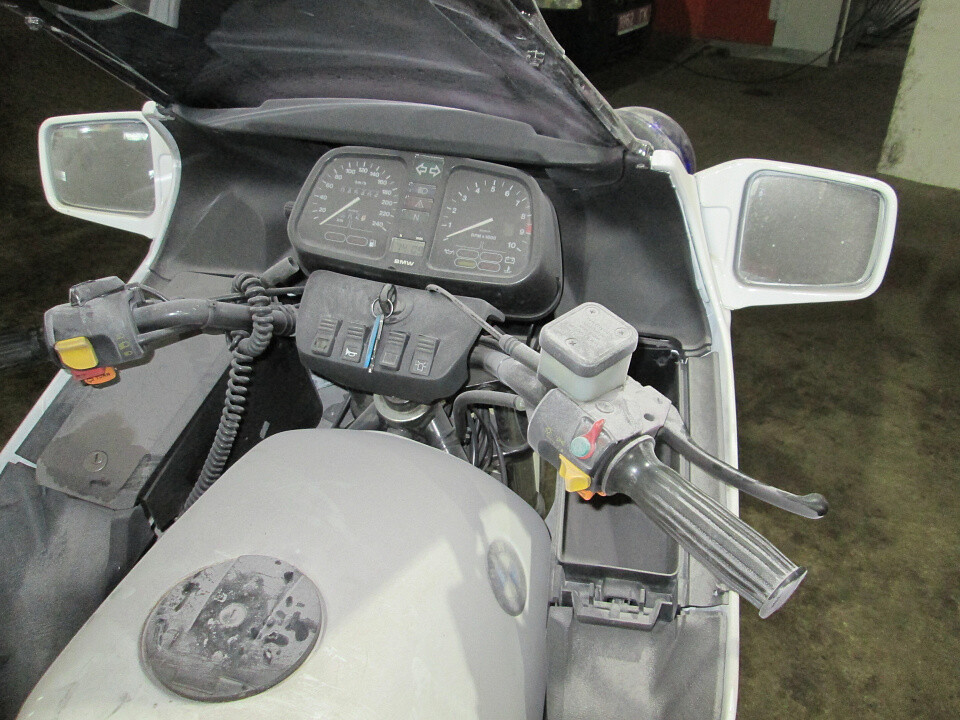 Мотоцикл BMW, служивший в «Стреле», выставили на продажу