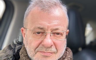 Валетов: «Очередной храм с фуражкой уже возводится под бурные аплодисменты»