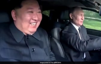 Путин катается с Ким Чен Ыном на лимузине, а потом дарит ему автомобиль