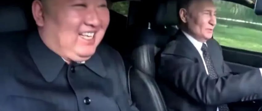 Путин катается с Ким Чен Ыном на лимузине, а потом дарит ему автомобиль