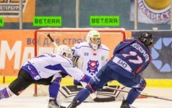 «Металлург» разгромил «Брест» в первой игре финала плей-офф чемпионата Беларуси по хоккею