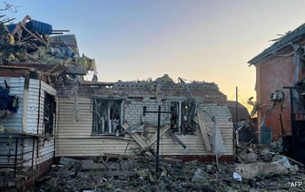 Власти заявляют, что в результате нового удара России по Украине погибли 8 человек.