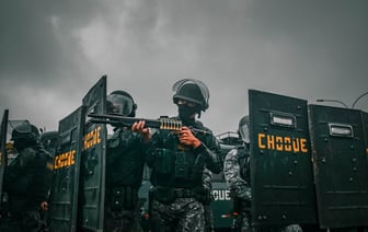 Протесты в Грузии длятся третью ночь подряд