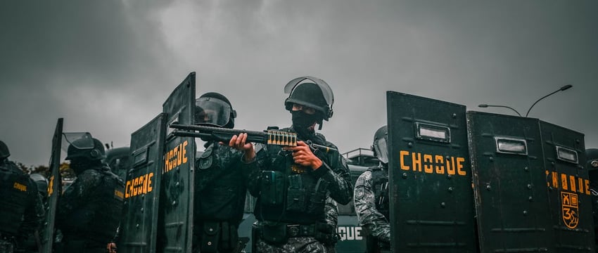Протесты в Грузии длятся третью ночь подряд