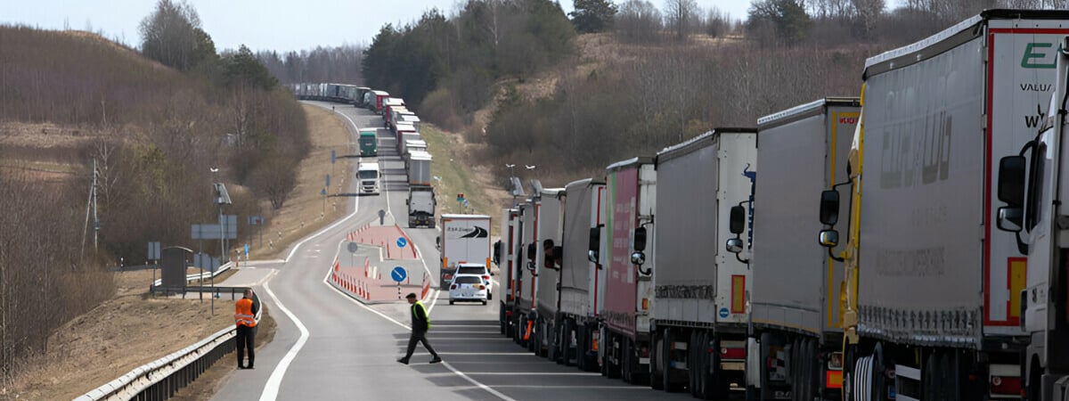 Пограничники Литвы рассказали, сколько теперь придется стоять в очередях на границе с Беларусью