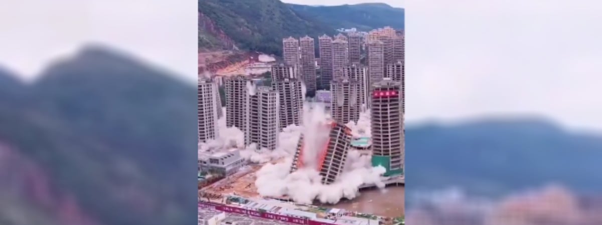 Это не компьютерная графика? Видео с одновременным сносом 15 высоток набрало 12 млн просмотров в Х — Видео