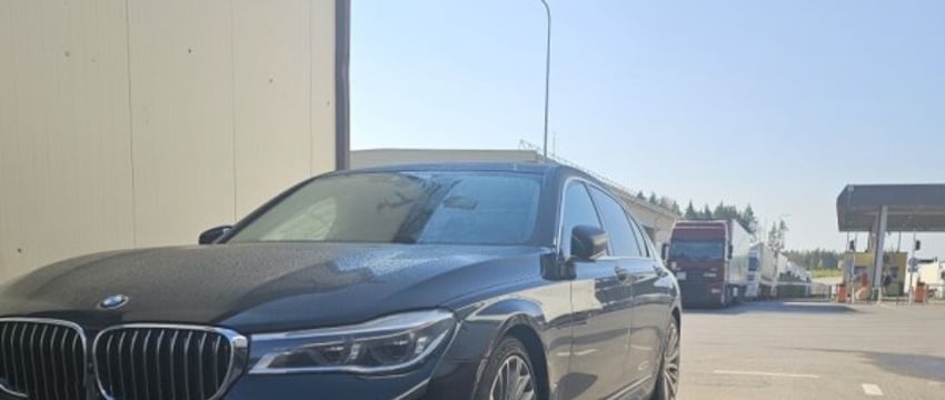Литовская таможня не пропустила в Беларусь BMW