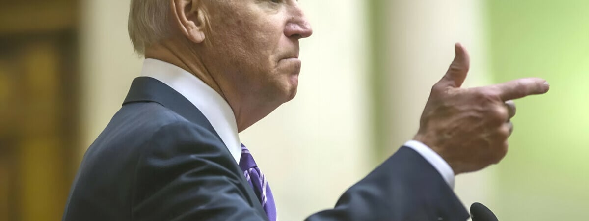 «Сrazy SOB» – Байден назвал Путина сукиным сыном. Что ответили в Кремле?