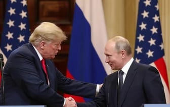 Иван Яковина: Как бы Трампу и Путину ни хотелось показать себя крутыми парнями, в реальности они ничего не могут сделать