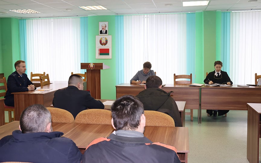 В Барановичах за день пятерых мужчин направили на лечение в ЛТП