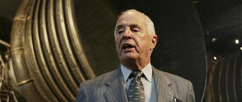 Космонавт, летавший на Луну на «Апполоне-8», погиб в авиакатастрофе