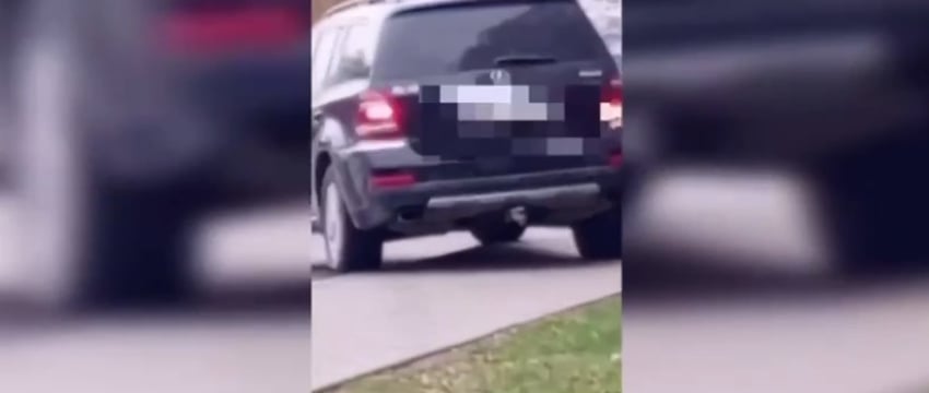 Ехала по тротуару: водителя из Столина оштрафовали после видео в интернете