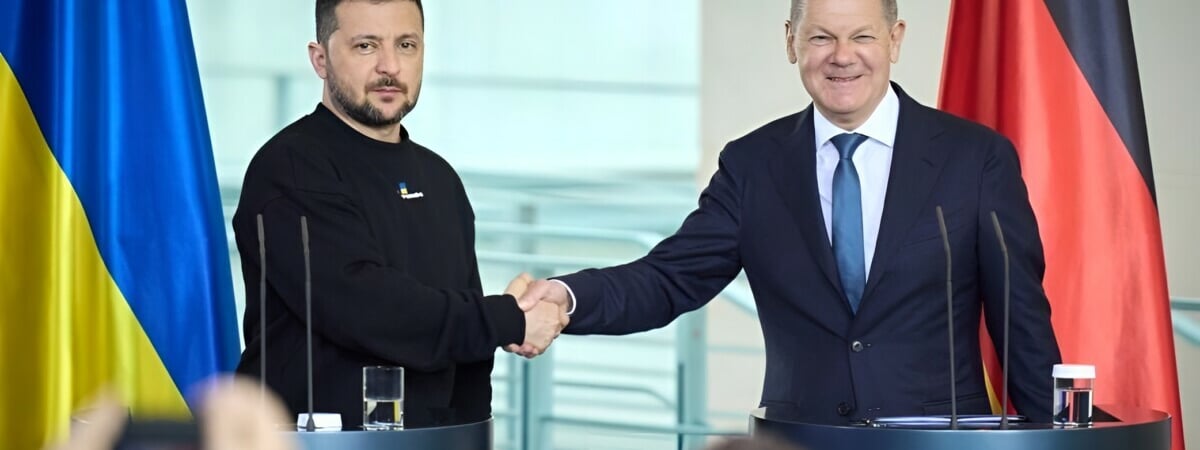 «Украина может на нас положиться» — Шольц объявил о военном пакете для Киева на 1,4 млрд евро