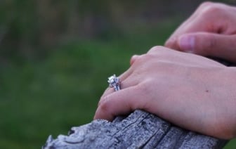 Психологическая помощь и возрастные различия в отношениях: что сказал сексолог