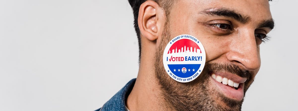 Депутаты Бундестага вынесли вотум недоверия Шольцу