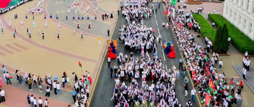 Празднование 'Последнего звонка' в Бресте